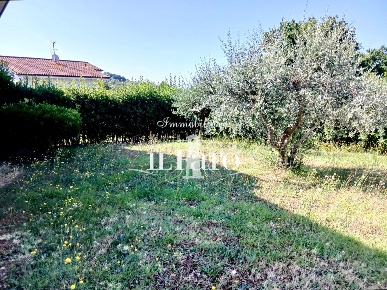 Foto Casa indipendente a Massarosa Bozzano, Quiesa di 330 m² con 10 locali