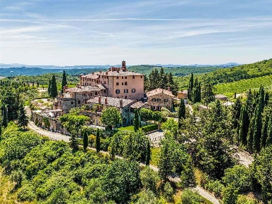 Foto Rustico a Gaiole in Chianti Centro di 309 m² con 12 locali in vendita
