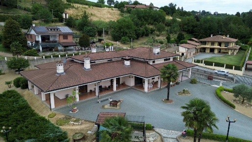 Foto Villa unifamiliare in strada Vecchia d'Asti, Nizza Monferrato