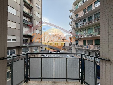 Foto Appartamento in corso gelone, Siracusa Gelone - Cadorna di 180 m²