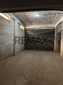 Foto Posti auto in Viale Kennedy 3, Melilli Centro di 66 m² con 1 locali