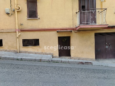 Foto Appartamento in Via Roma 11, Carini Centro di 45 m² con 3 locali