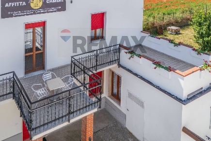 Foto Casa indipendente in san lorenzo 6, Piadena Drizzona di 300 m²