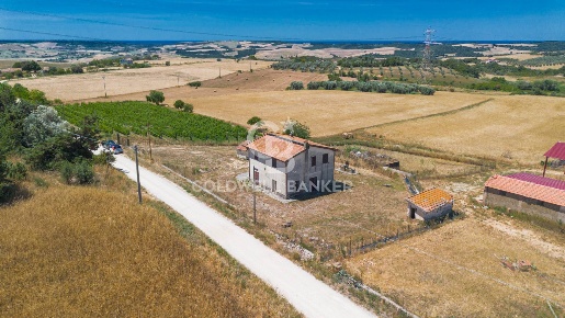 Foto Rustico in Località Montebello, Tuscania di 140 m² con 4 locali