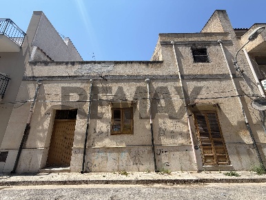 Foto Casa indipendente in Via Faro Pizzoli 164, Cinisi Centro di 171 m²