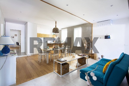 Foto Appartamento in Via Gioiamia 20, Palermo Tribunale di 110 m²