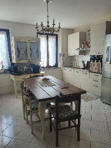 Foto Appartamento in Via Tortona, Castelnuovo Scrivia Centro di 96 m²