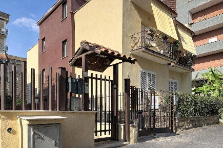 Foto Appartamento in Via Ponza 22, Monterotondo Santa Maria, San Martino