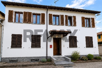 Foto Appartamento in vicolo durini 3, Gambarana Centro di 111 m² in vendita