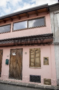 Foto Case semi ndipendenti in VIA BOCCACCIO 98, Fabrizia di 139 m²