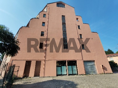 Foto Negozio in VIALE BORRI 30, Busto Arsizio Sant'Edoardo di 860 m²