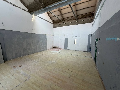 Foto Attività commerciale in Via Andrea Pisano 1, Pisa di 140 m² in affitto