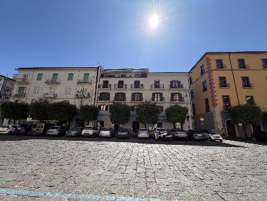 Foto Appartamento in Piazza Garibaldi 4, Avellino Centro Storico di 70 m²