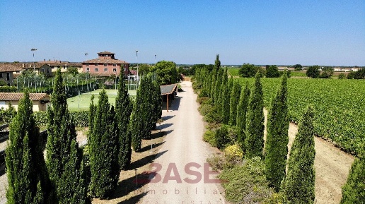 Foto Villa unifamiliare in Piazza Alberto, Castagneto Carducci Bolgheri