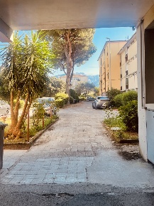 Foto Appartamento a Carrara di 110 m² con 5 locali in vendita