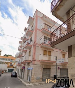 Foto Appartamento in Via Imbriani, Triggiano di 141 m² con 4 locali