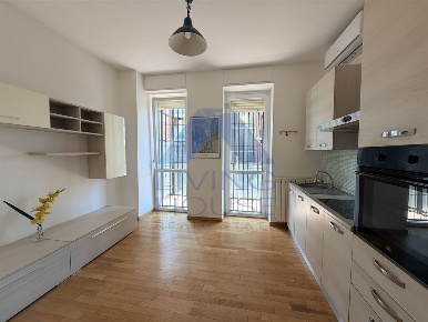 Foto Appartamento in Via Giuseppe Mazzini, Muggiò Centro di 79 m²