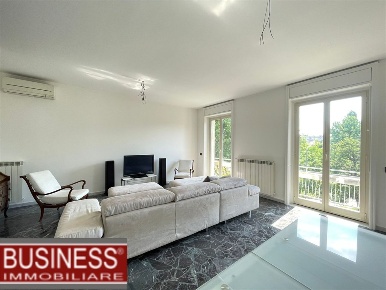 Foto Appartamento in Via Oldofredi, Milano Maggiolina di 140 m² in affitto