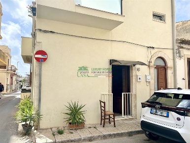 Foto Casa indipendente in via dandolo, Ragusa Marina di Ragusa Centro