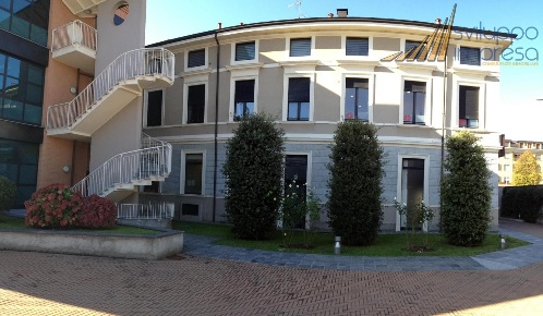 Foto Ufficio in Viale Lombardia, Brugherio Centro di 71 m² con 3 locali
