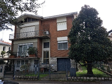 Foto Appartamento in VIA CAMERANI, Ravenna San Biagio di 190 m² in vendita
