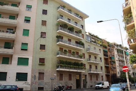 Foto Appartamento in Via Rontgen, Milano Bocconi di 50 m² con 2 locali
