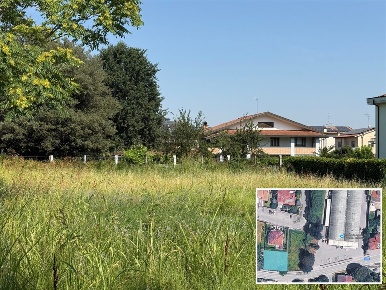 Foto Terreno edificabile a Alfonsine di 548 m² in vendita