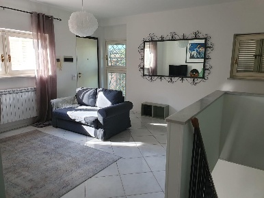 Foto Appartamento a Carrara Marina di Carrara di 113 m² con 4 locali