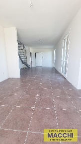 Foto Attico a Pontedera Santa Lucia, La Borra di 200 m² con 6 locali