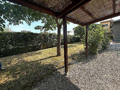 Foto Casa indipendente a Empoli Cerbaiola - Corniola di 130 m² con 5 locali