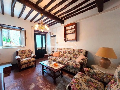 Foto Casa indipendente a Capannori Colle di Compito - Castelvecchio