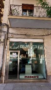 Foto Locale commerciale in VIA ALESSANDRO LA MARMORA 65, Palermo di 199 m²