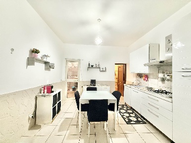 Foto Appartamento in Via delle Viole 39, Catania di 70 m² con 3 locali