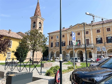 Foto Ufficio in piazza Meardi  6, Casei Gerola Casei di 105 m² con 4 locali