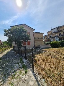 Foto Appartamento in Via Ciardi  6, Ceprano Centro di 130 m² con 5 locali