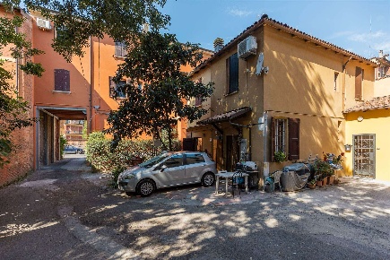 Foto Appartamento in Via Mondo 34, Bologna San Donato di 41 m² con 2 locali