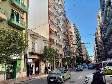 Foto Appartamento a Taranto Tre Carrare di 214 m² con 6 locali in vendita