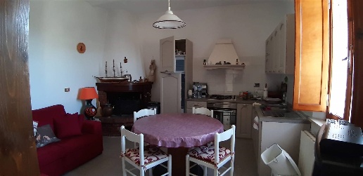 Foto Casa indipendente a Chiusi Centro di 115 m² con 6 locali in vendita