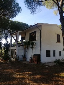 Foto Villa unifamiliare a Capoliveri Lacona di 120 m² con 4 locali