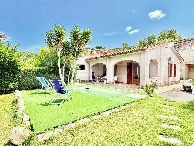 Foto Villa a schiera a Capoliveri di 60 m² con 3 locali in vendita