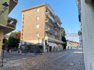 Foto Ufficio in PIAVE, Osio Sotto di 110 m² con 4 locali in vendita