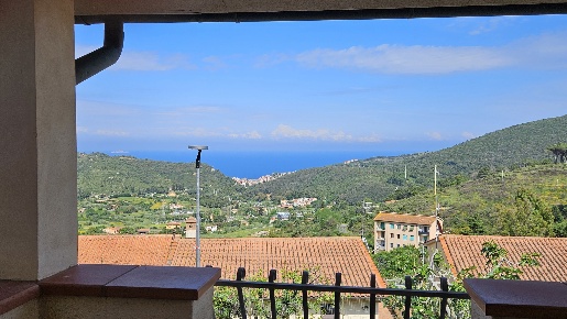 Foto Villa a schiera a Rio Rio Nell'Elba di 85 m² con 3 locali in vendita