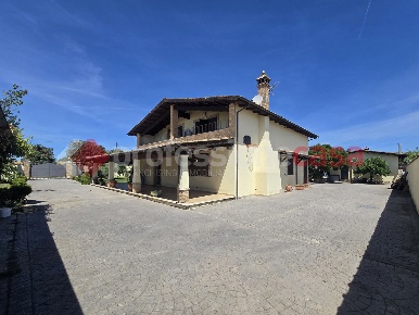 Foto Villa singola in Via Albucceto 4, Fiumicino Albucceto di 450 m²