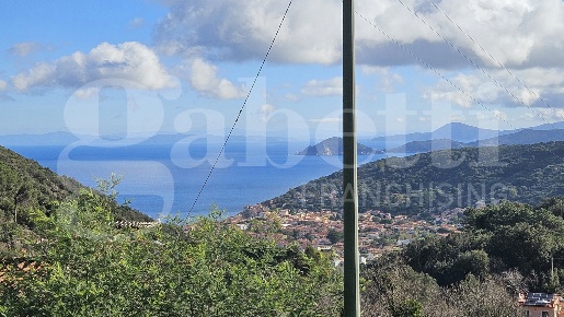 Foto Rustico a Marciana Centro di 95 m² con 5 locali in vendita