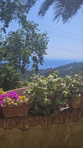 Foto Appartamento in Via ZOIA 23, Rio Rio Nell'Elba di 35 m² con 2 locali