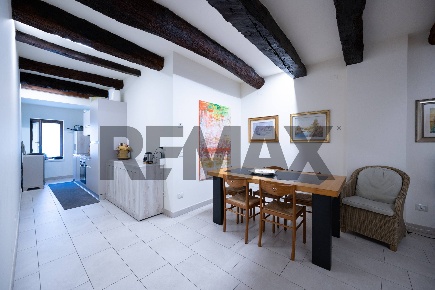 Foto Appartamento in Via Gilberto Govi 16, Mantova Centro di 139 m²