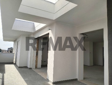 Foto Attico in Via Curioni 10, Gallarate Sciarè di 142 m² con 4 locali