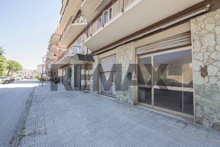 Foto Ufficio in via verga 41, Montemarciano Marina Di Montemarciano