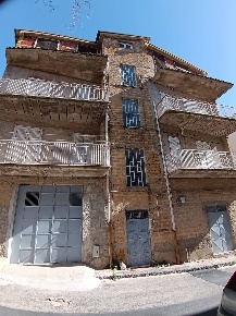 Foto Casa indipendente in Via Cristoforo Colombo 22, Favara di 415 m²