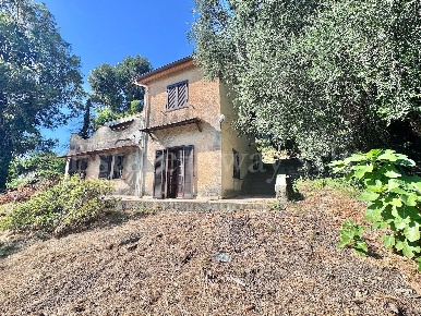 Foto Casa indipendente in via solaro rapalin, Sanremo di 146 m² in vendita